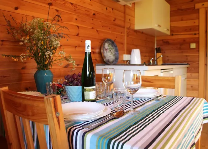 Letniskowe Zlote Piaski Деревянный коттедж Устка