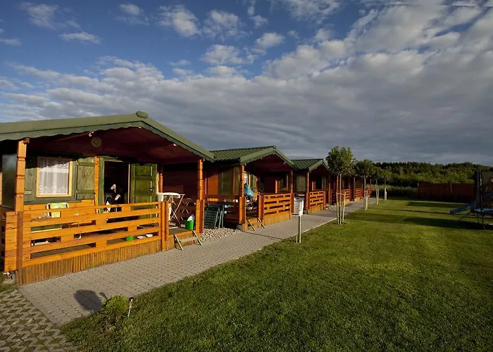 Letniskowe Zlote Piaski Деревянный коттедж