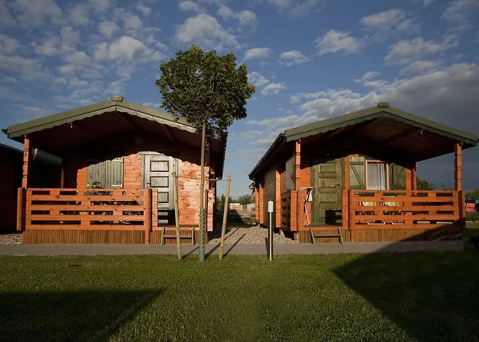 Lodge Letniskowe Zlote Piaski *