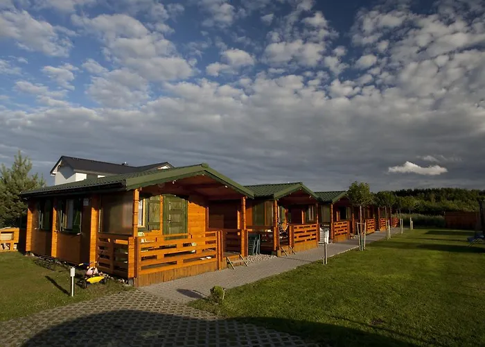 Letniskowe Zlote Piaski Lodge *